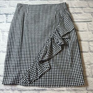 Emberley Classic Black and White Gingham Skirt w/ Ruffle. Size Medium. Preppy.